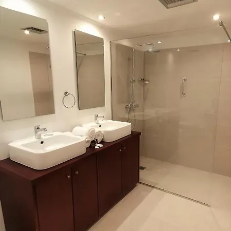 Helion Apartments - Rose *