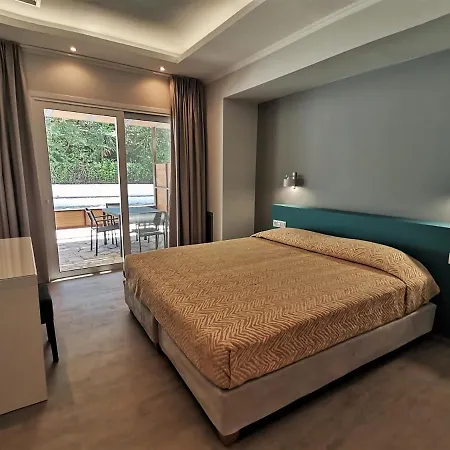 Helion Apartments - Rose Gouvia